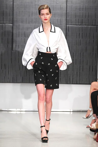 Look 4